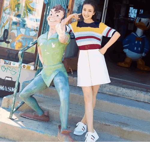 身高1米6, 腿长1米8, 去了一趟国外的吴昕美成这样