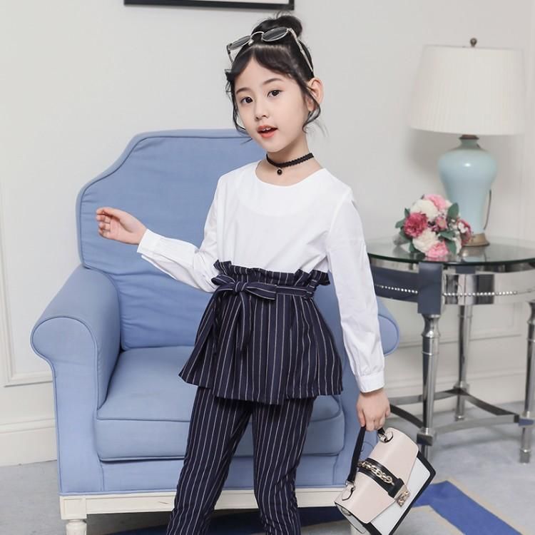 有这些潮童装，让你看起来非常的洋气，这才是现在最漂亮的秋装