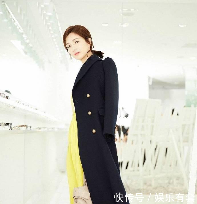 看了江疏影的腰, 男人都要怀疑人生, 网友: 难怪32岁还单身!