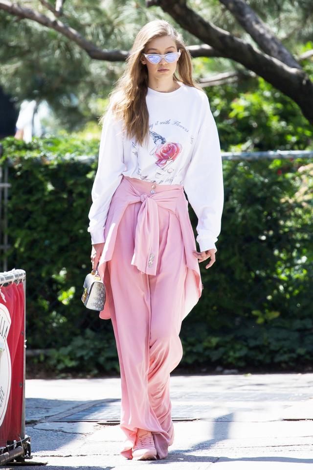 吊带阔腿裤秒杀牛仔裤，纸袋裤才是今秋最火的裤装！