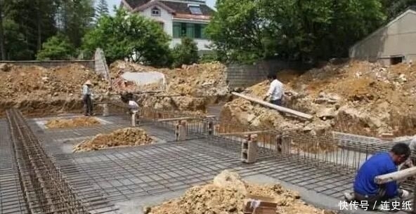  自建房@晒晒我150万农村自建房, 客厅都花12万, 是不是有点奢侈