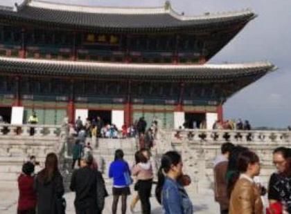 韩国瞧不起中国,却老是模仿中国,新弄出拼多多版“故宫”