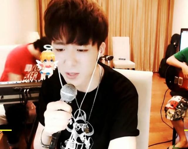 mimi兽碰瓷摩登，没偷明白!排行榜乱套!摩登自称抵抗力强对于黑粉