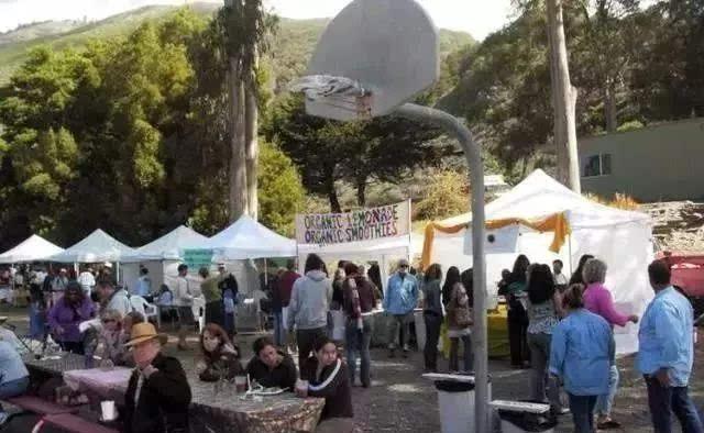  「玉石」谁说老外不玩奇石, 看看国外的石头市场是啥样!