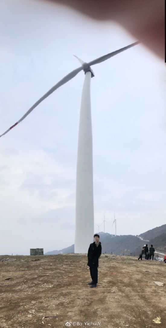 出游拍照丑爆集锦，能认出人形算我输