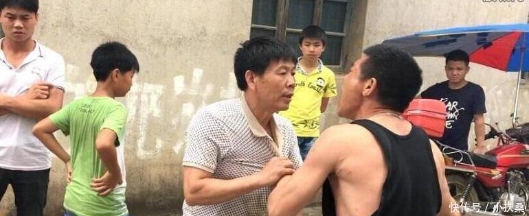 专家疑惑 既然村干部农民自己选, 为啥很多村干部却是“村霸”