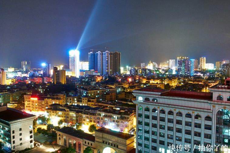 广西关系最铁的3座城市，若实现“合并”，有望超过首府南宁？