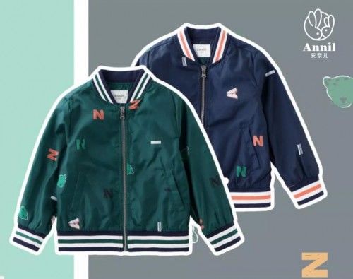 安奈儿童装秋装外套，精致和舒适