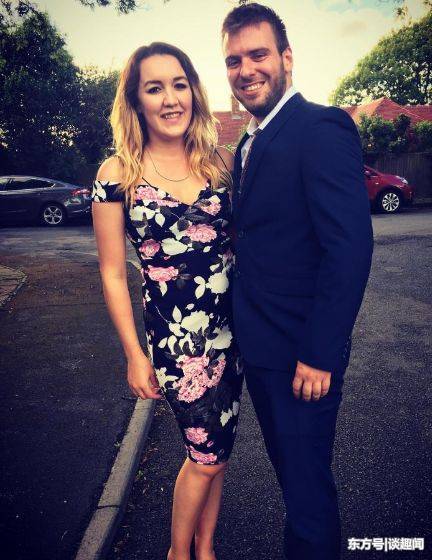 英国一女孩化妆成瘾，就连男友都没有见过她的素颜