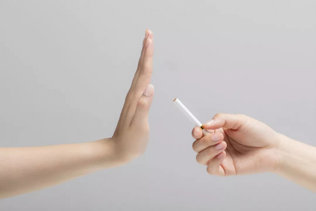 2030年全面无烟法 国务院印发《关于实施健康中国行动的意见》