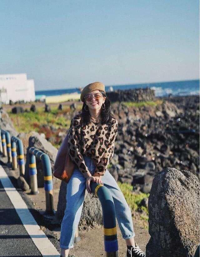  阔腿裤：春季不知道穿什么？我们来“偷”三木的10种新搭配，知性又温柔