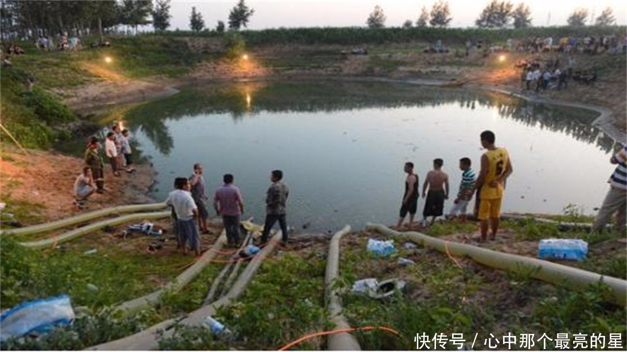农民把池塘水抽干后，发现“世界第九大奇迹”，科学家无法解释