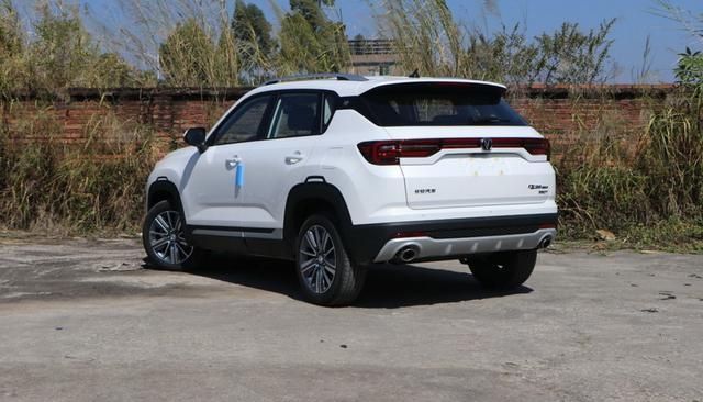 落地■可自动驾驶的SUV，10w就能落地顶配，缤越、现代ix25都遇到劲敌了