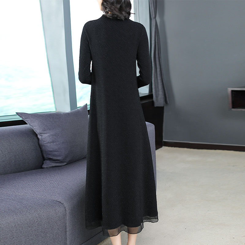 老婆把阔腿裤扔了,换上时下流行的棉麻裙,还别说,真的挺美