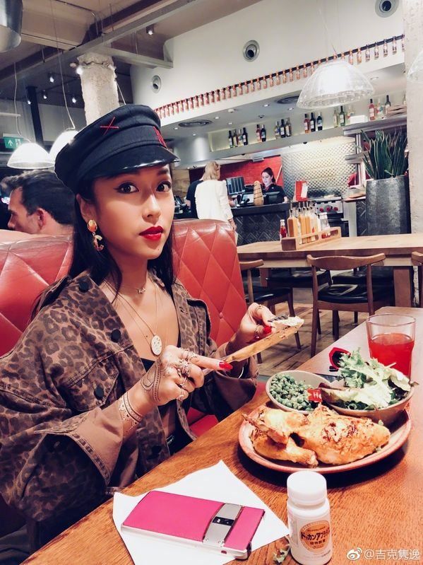 天呐| 菊姐瘦了以后美成这样，我看以后谁敢说一白遮百丑!