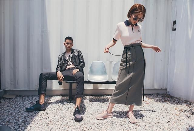 这对恋人公布恋情时引起了轩然大波，如今宣布分手，确实让人痛心