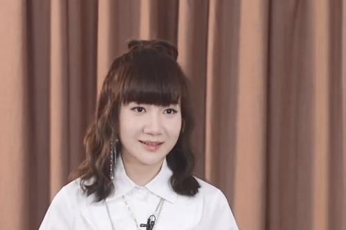  雪儿@孔雪儿带一箱化妆品，张总带100贴面膜，林凡和陆柯燃更加夸张