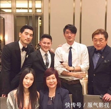 高以翔和女友谈了多久