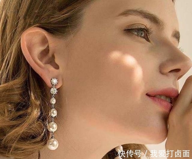  挑选■你是什么脸型，就选什么耳饰！正确挑选适合的耳饰，帮你点缀造型