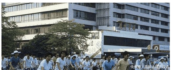 1986年中国什么样看看照片就知道，图3现在已经看不到