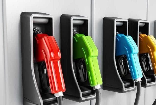 92号汽油进入“撤消”倒计时，新油品更环保，车主却欲哭无泪？