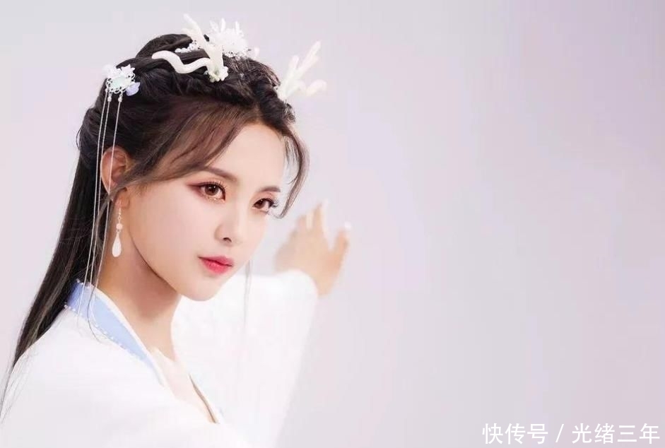 鼻子■鞠婧祎这是第几次do鼻子了?还没消肿就走红毯意外艳压全场!