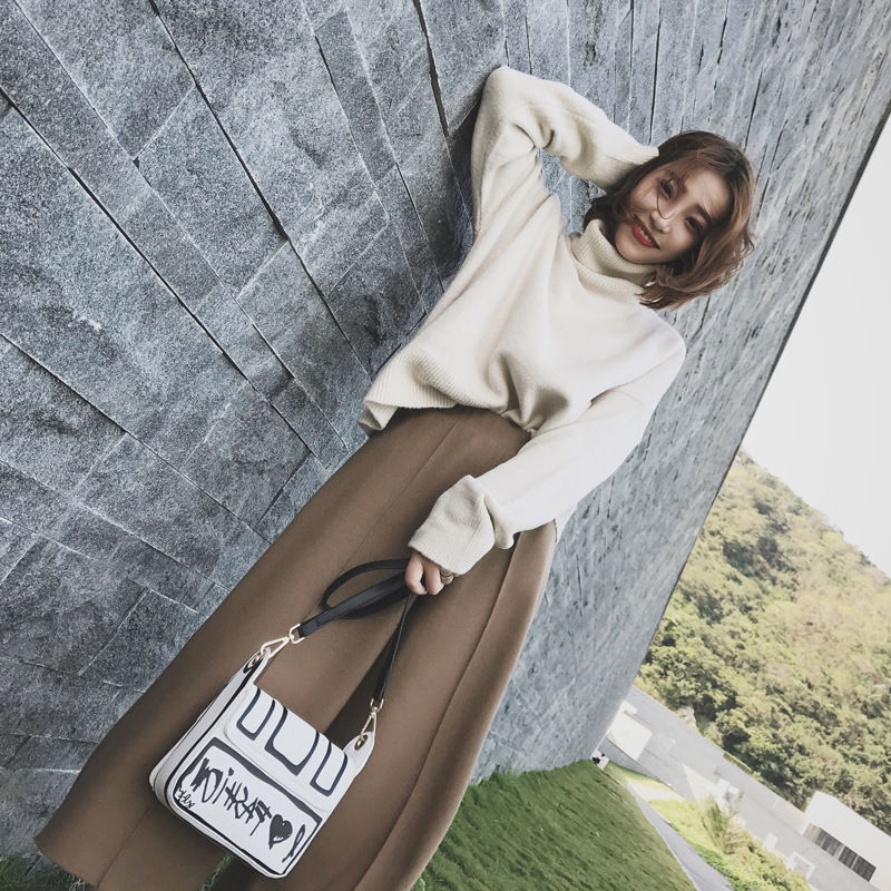 牛仔裤已经out了!如今时髦女人都在穿“裙裤”，简直美憾凡尘