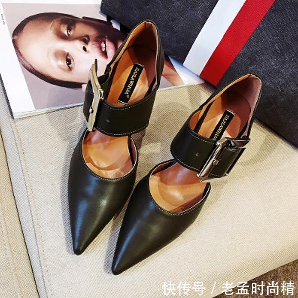  [单鞋]紧跟潮流，玩转细跟尖头鞋不落伍！