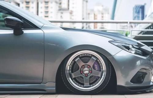 『设计』操控最好的车，搭载最强引擎，油耗大大降低，还是合资品质