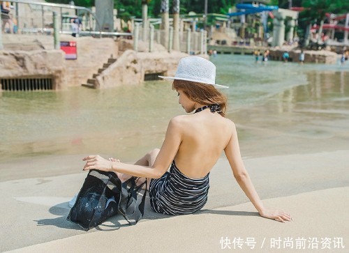 比基尼泳衣小姐姐，清新靓丽，婀娜多姿！