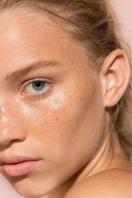 用了同款护肤品却换不来一样的好肌肤?不如先来学会正确卸妆!