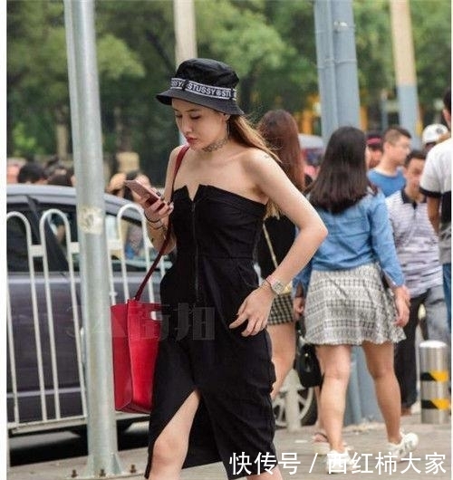 『气质』年轻美女街拍:很萌很可爱的美女,具有温婉气质!