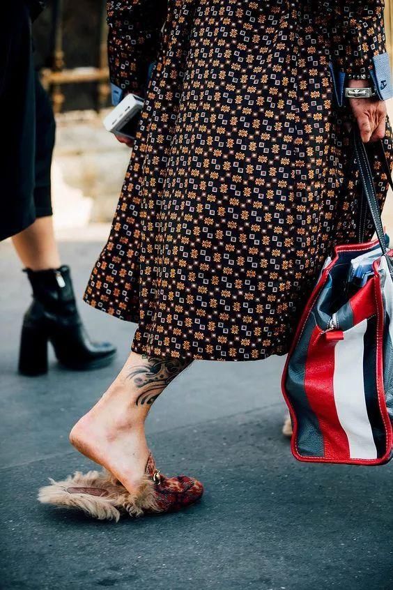 时髦博主INS刷火了波点，但亚洲人怎么穿才不土?