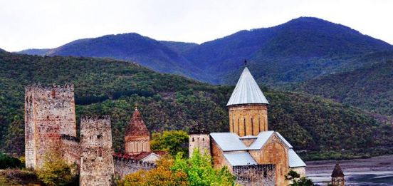 世界上物价最低的国家：三千元买一辆车，五千元可买一栋房！