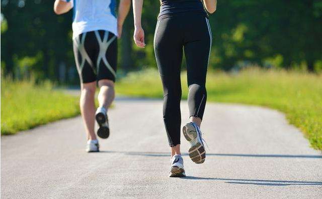 体育中考800米1000米跑步备考技巧