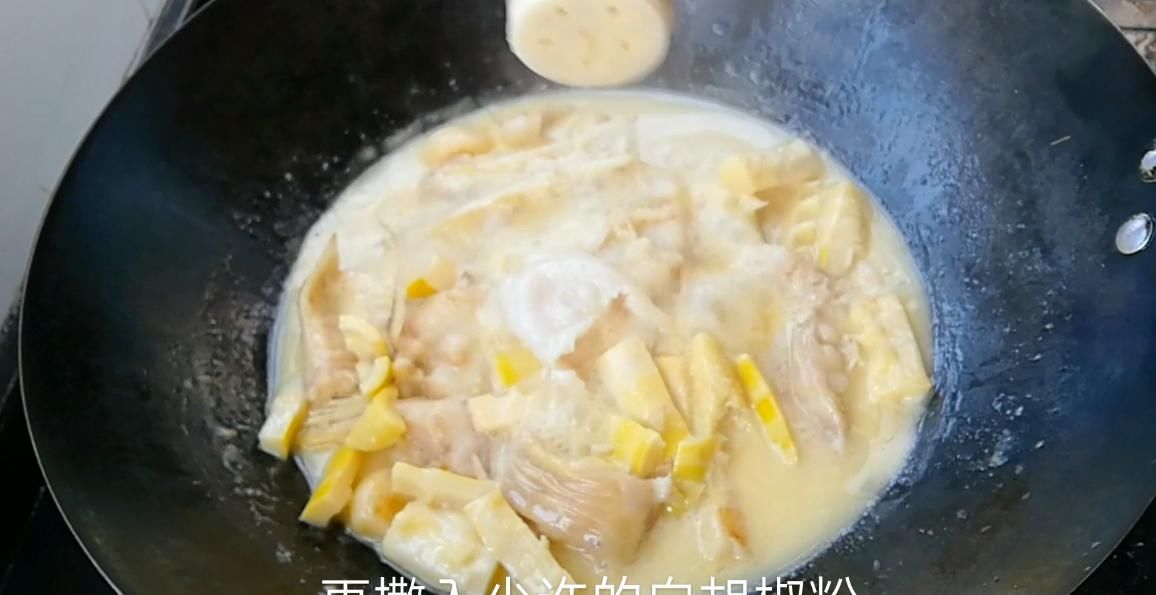 『肉质』淮扬菜大厨分享江苏经典美食——白汁鮰鱼,肉质软糯细腻鲜美异常
