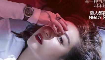 小燕子遇上了紫薇，不一样的感觉，网友:气质为什么差那么多