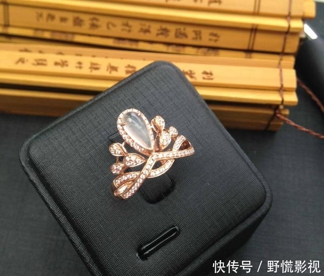  「种类」不同种类的珠宝，它们的特点不同，愿你找到最适合你的那款首饰