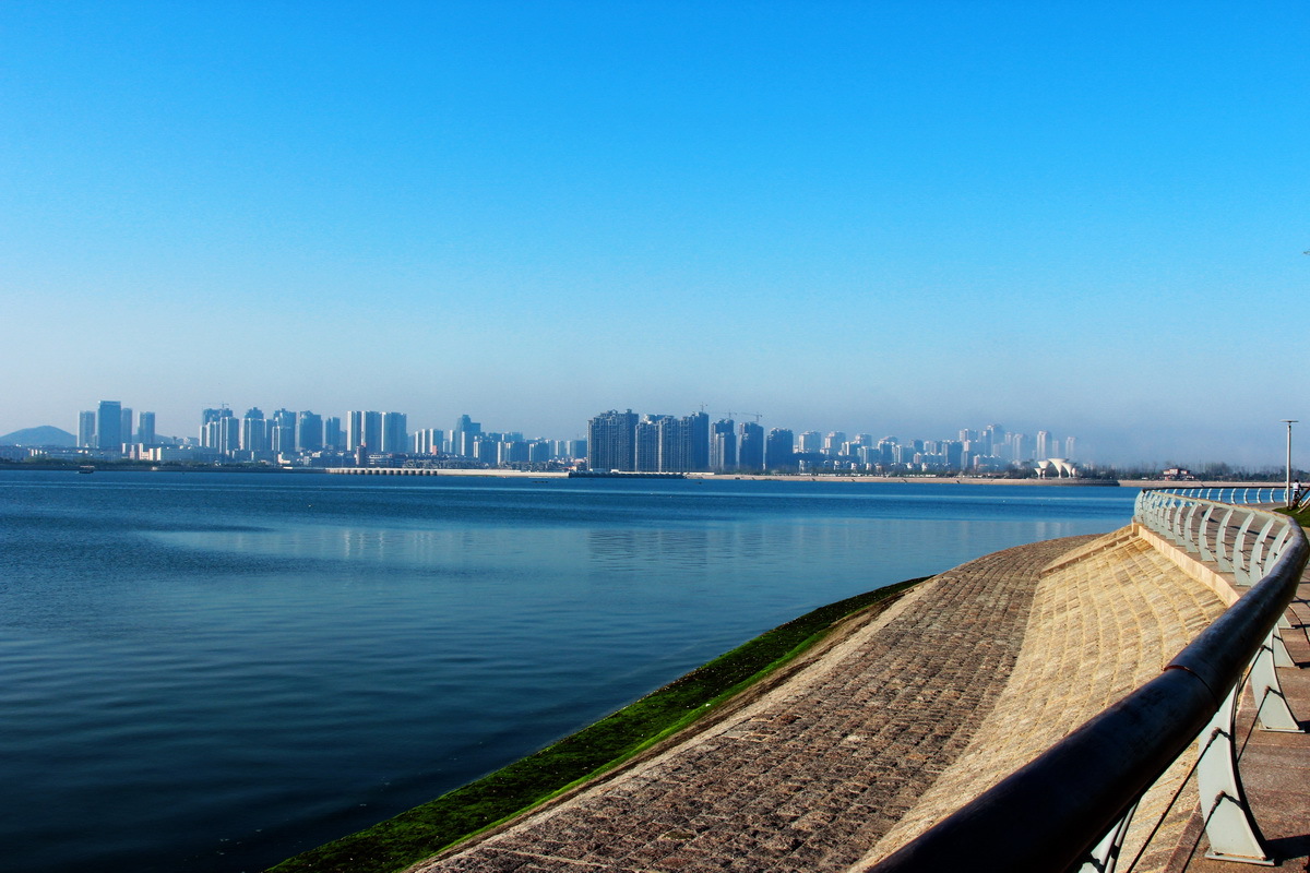 我国有望超过成都的3个城市，一个是青岛，一个是国家交通枢纽城