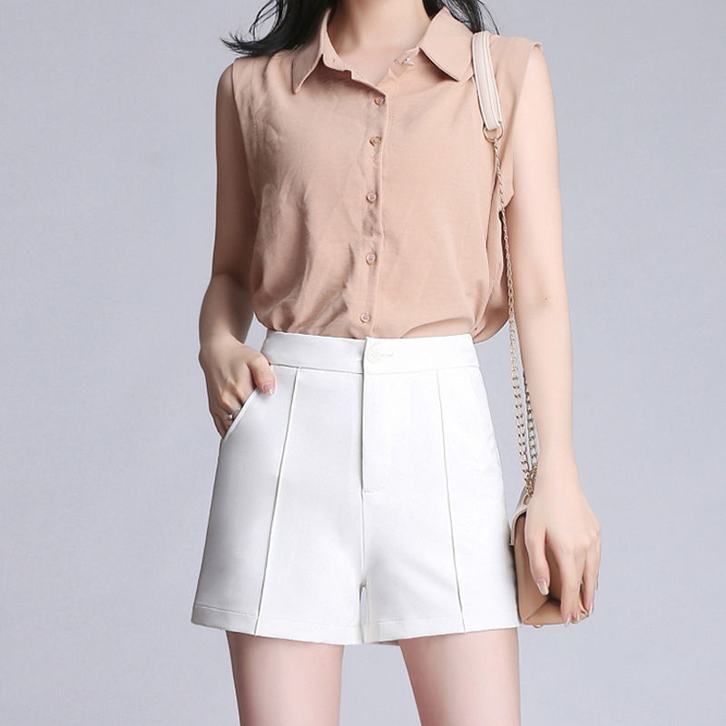 高腰时尚短裤，穿在身上特别的有气质，拉长你腿部美丽的线条