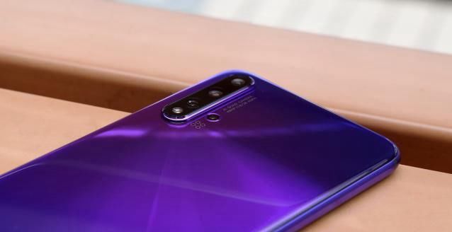  麒麟：8GB+麒麟980，高端华为沦为千元机，当初2999！