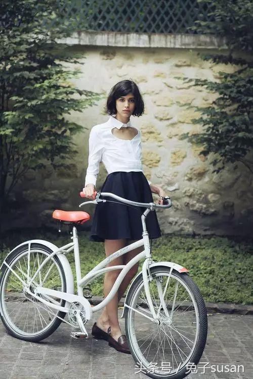 今年这样穿裙子美得太过份！