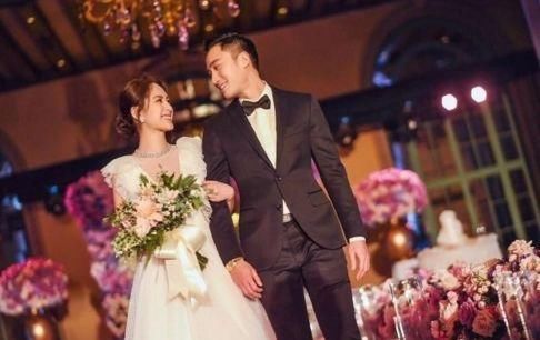 阿娇秀恩爱却惹误会，亲自出面否认怀孕传闻只是参加了个真人秀