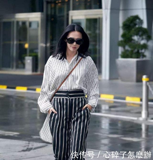 哪些颜色最显白教你几个实用的衣服颜色搭配技巧，百搭又时髦！