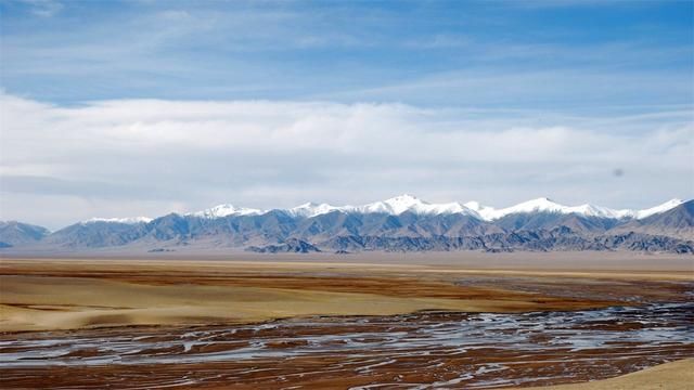 我国面积最大的乡：相当于33个深圳，开车出乡要10个小时！