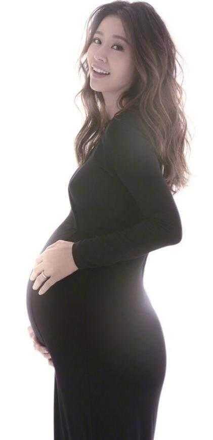 霍建华高调宣布林心如二胎双胞胎三月喜讯! 网