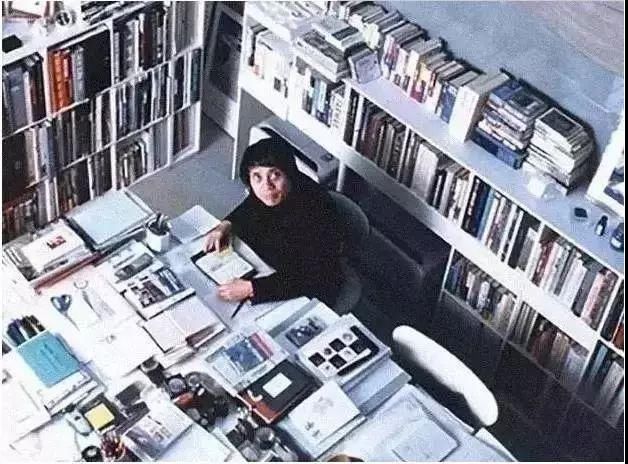 他用三年深埋十几米的大佛，是为了让黑暗中的生命走向光明！