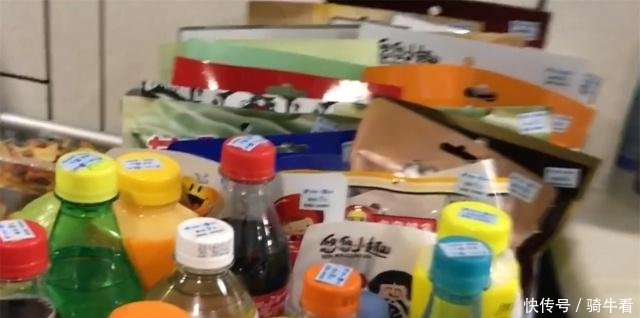 中国高铁商务座价格是二等座的三倍，对比看看它贵的原因