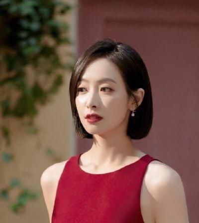  『更适合短发』女生的脸上有这三个“特征”,千万不要留黑长直,剪短发才上档次