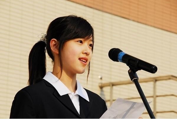 抛开刘强东，我们来谈谈奶茶妹妹的“土妞”进阶之路